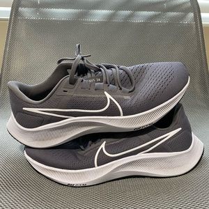 Nike Air Zoom Pegasus 38